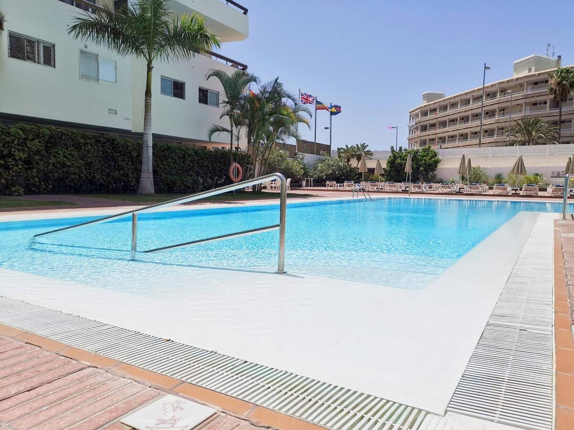Camelias 215 By Pride * Maspalomas (Gran Canaria)